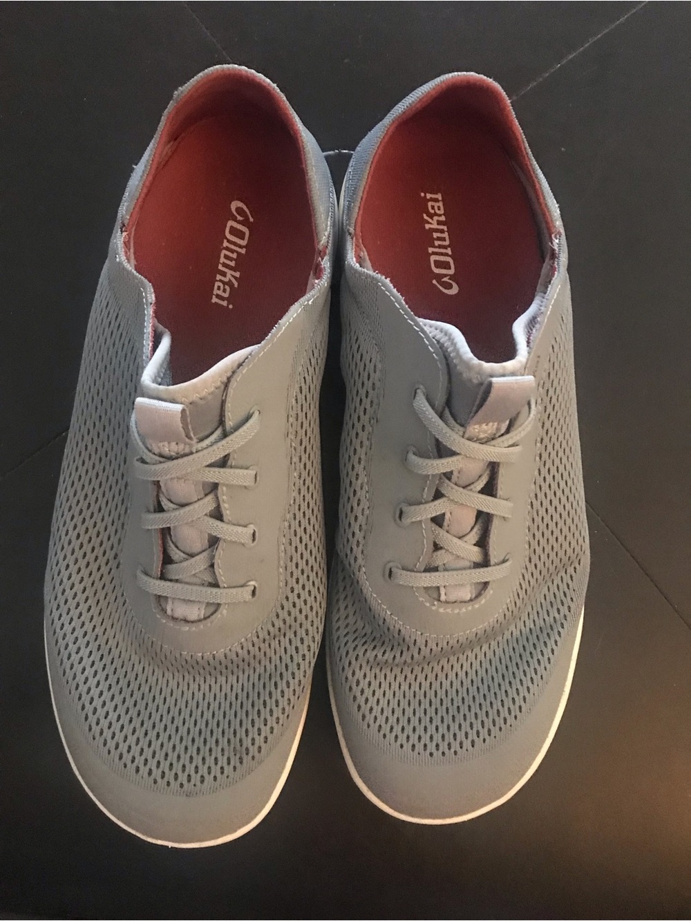 OluKai Men's Light Gray Mesh Lace-Up Sneakers with Red Inners